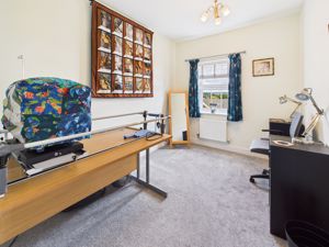 Bedroom- click for photo gallery